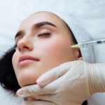 تزریق ژل و فیلر در کرج + راهنمای فرم‌ دهی صورت و هزینه ها